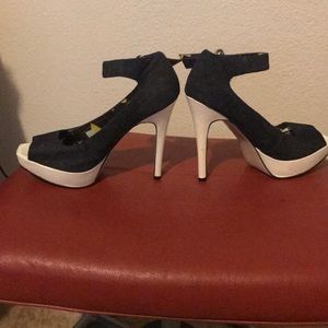 🌸3/$15 Denim & white heels